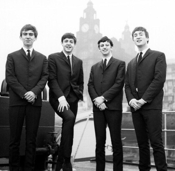 Spende für gemeinnützige Stiftung - The Beatles: Erster Vertrag mit Brian Epstein für 275.000 Pfund versteigert 
